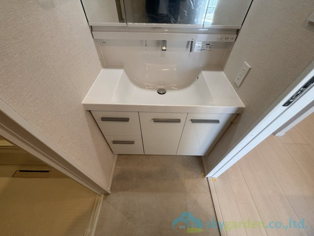 グリーンコート平塚コンサイトの独立洗面台