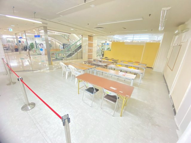 岡崎シビコの内装