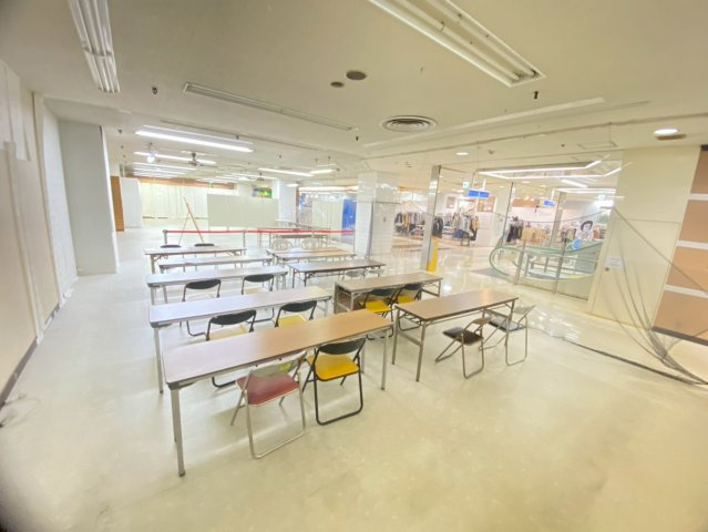 岡崎シビコの内装