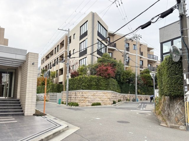 グランドメゾン夙川松園町ザ･ハウスの周辺