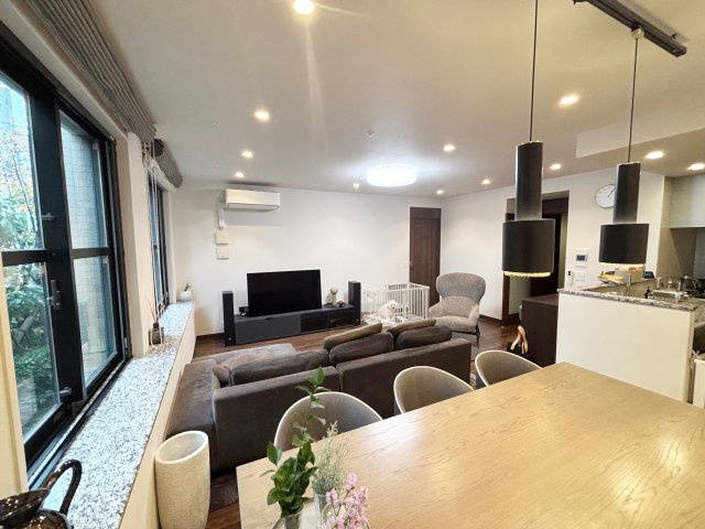 グランドメゾン夙川松園町ザ･ハウスの居間・リビング