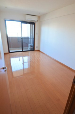 【洋室】 | 壱番館元今泉