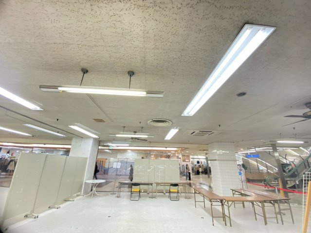 岡崎シビコの内装