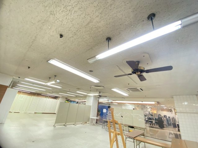 岡崎シビコの内装