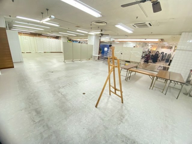岡崎シビコの内装