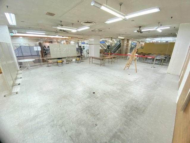 岡崎シビコの内装