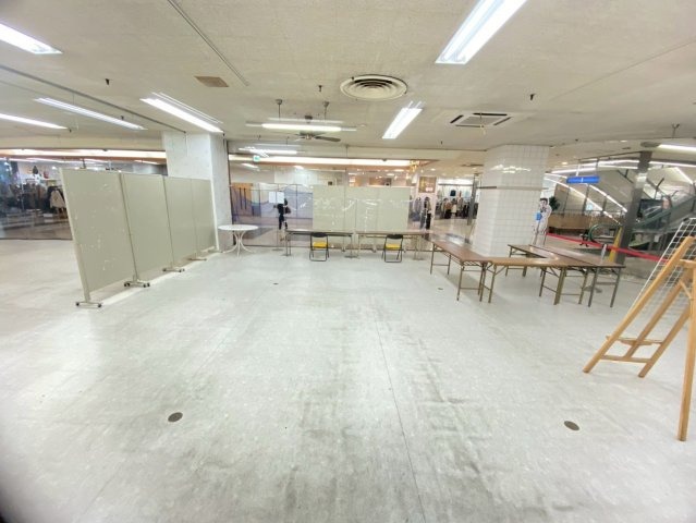 岡崎シビコの内装