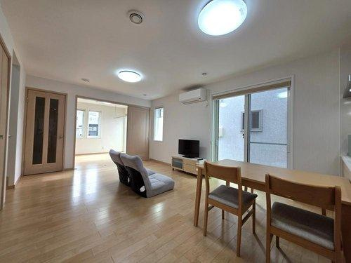 新潟市西区善久の居間・リビング