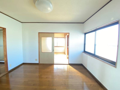 【洋室】 | メゾン辻