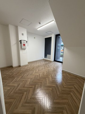 【居間・リビング】 | THE GRID 北野坂 ANNEX