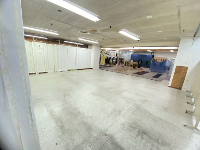 岡崎シビコの内装