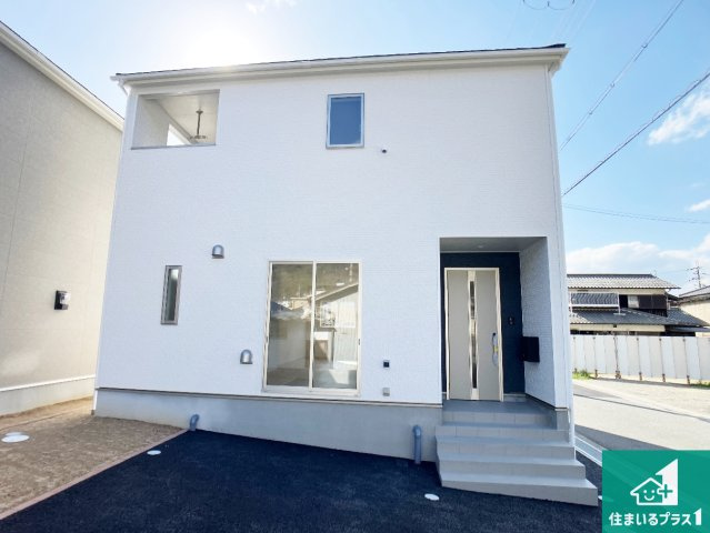 西脇市郷瀬町　第2期　新築一戸建ての外観|安心の10年保証！外観を美しく保ち、雨水で汚れを落とします！気になることがありましたら、お気軽にお問い合わせください！
