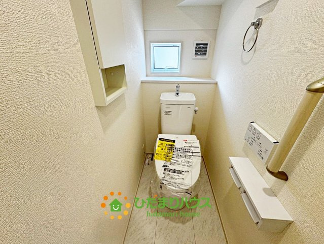 久喜市緑１丁目２期　新築一戸建てのトイレ