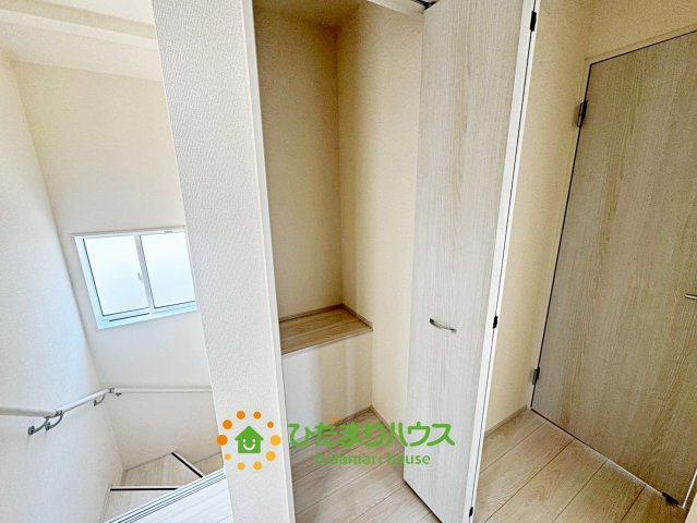 久喜市緑１丁目２期　新築一戸建ての収納