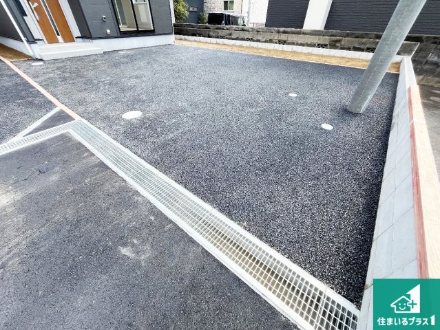 西脇市郷瀬町　第2期　新築一戸建ての駐車場|駐車スペース！散水栓があるので、こまめに愛車を洗えます！