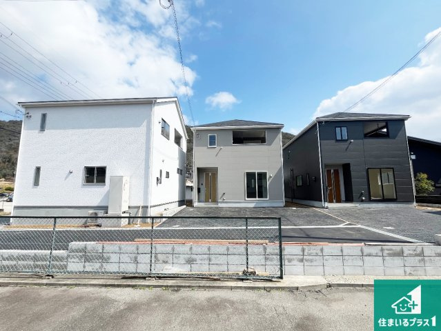 西脇市郷瀬町　第2期　新築一戸建ての外観|安心の10年保証！外観を美しく保ち、雨水で汚れを落とします！気になることがありましたら、お気軽にお問い合わせください！