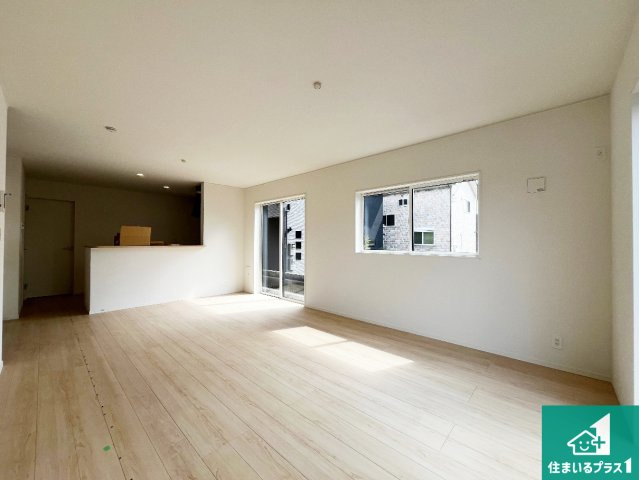 西脇市郷瀬町　第2期　新築一戸建ての前面道路含む現地写真|周辺は落ち着いた街並みの住宅地！子育てがしやすい住環境です！まだ未完成ですが、現地でしかわからない事もございます。是非一度ご覧ください。