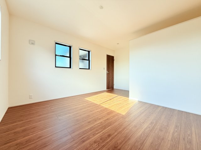 第3小美玉市羽鳥　新築戸建の洋室