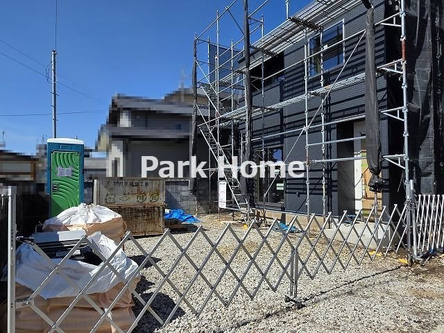 香美市土佐山田町東本町2丁目 ⑬ 新築戸建ての前面道路含む現地写真