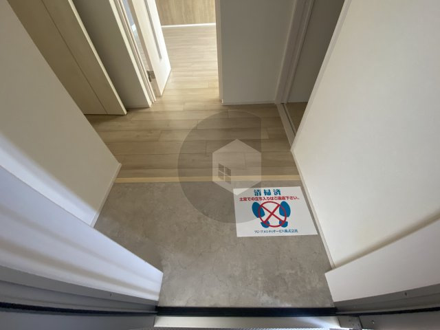 フジパレス吉田WESTの玄関