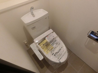 【トイレ】 | ステラコート中野 | 温水洗浄便座。