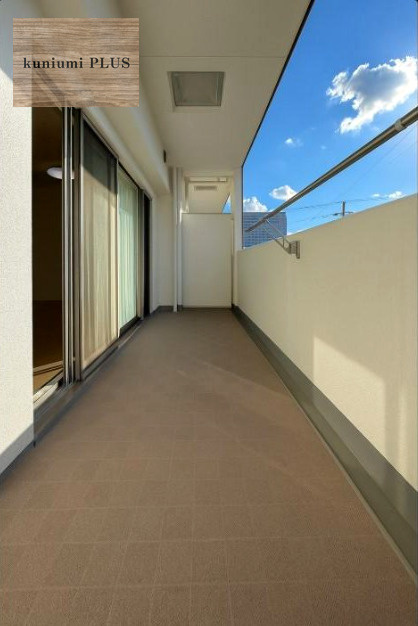 カサーレ大阪城公園のバルコニー