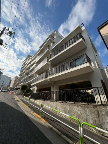 ヴィラロイヤル文京西片の外観