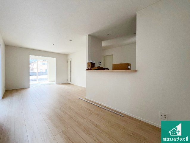 西脇市郷瀬町　第2期　新築一戸建ての前面道路含む現地写真|周辺は落ち着いた街並みの住宅地！子育てがしやすい住環境です！まだ未完成ですが、現地でしかわからない事もございます。是非一度ご覧ください。