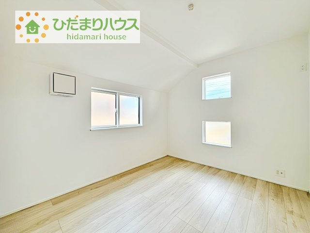 【洋室】 | 我孫子市南青山第１期　新築戸建 | 机にベットを置けば子供部屋の完成です！