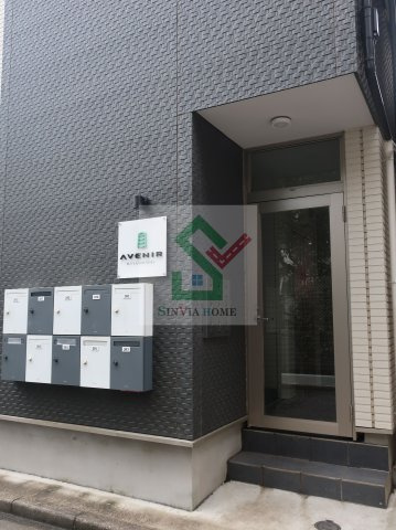 アヴニール武蔵関のエントランス