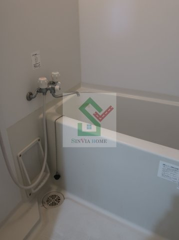 アヴニール武蔵関の浴室