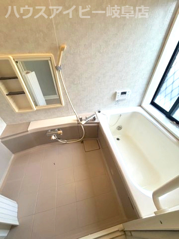 【浴室】の画像