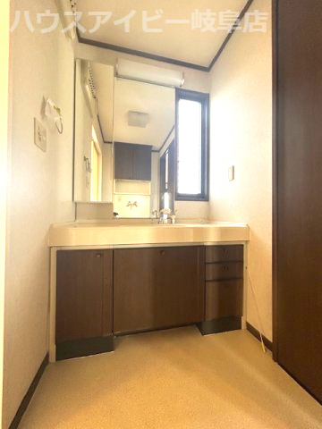 【独立洗面台】の画像