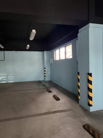 ひがしレジデンスの駐車場