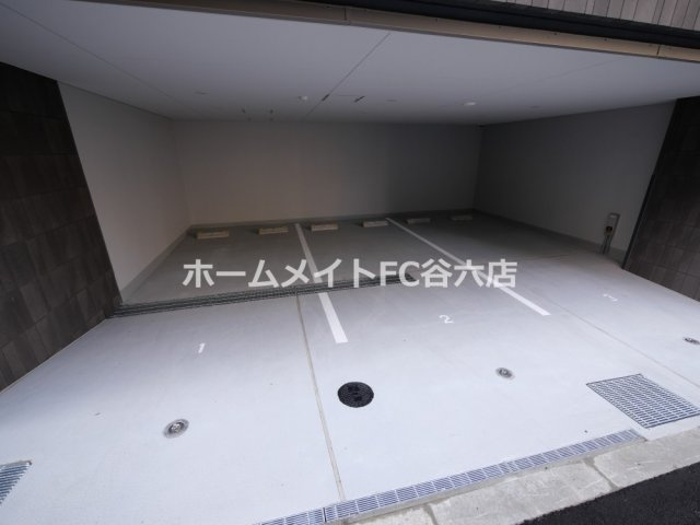 【駐車場】 | ザ・パークハビオ谷町六丁目クロス
