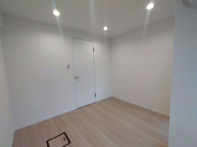 御苑ハイムの洋室