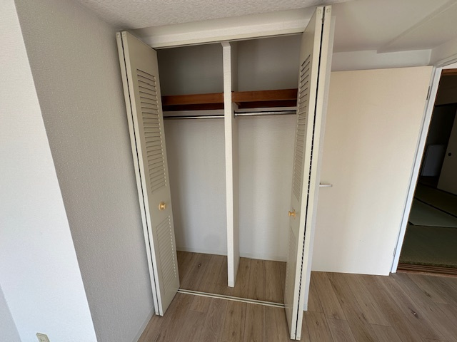 そう、この位でいいんだよ！広々バルコニーで開放感抜群！？【クリオ保土ヶ谷ライフテリア】リフォームの収納|収納のためのスペースです