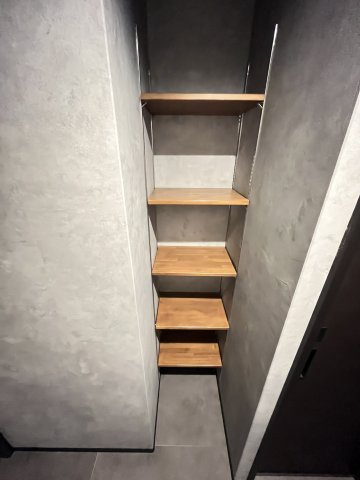 大阪市都島区都島本通３丁目の賃貸マンションの玄関