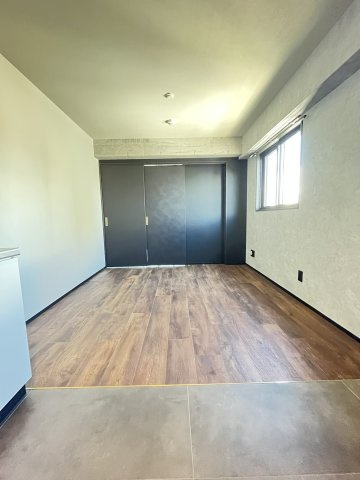 大阪市都島区都島本通３丁目の賃貸マンションの居間・リビング