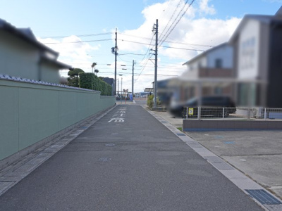 【前面道路含む現地写真】 | 三重郡川越町大字当新田 | 前面道路