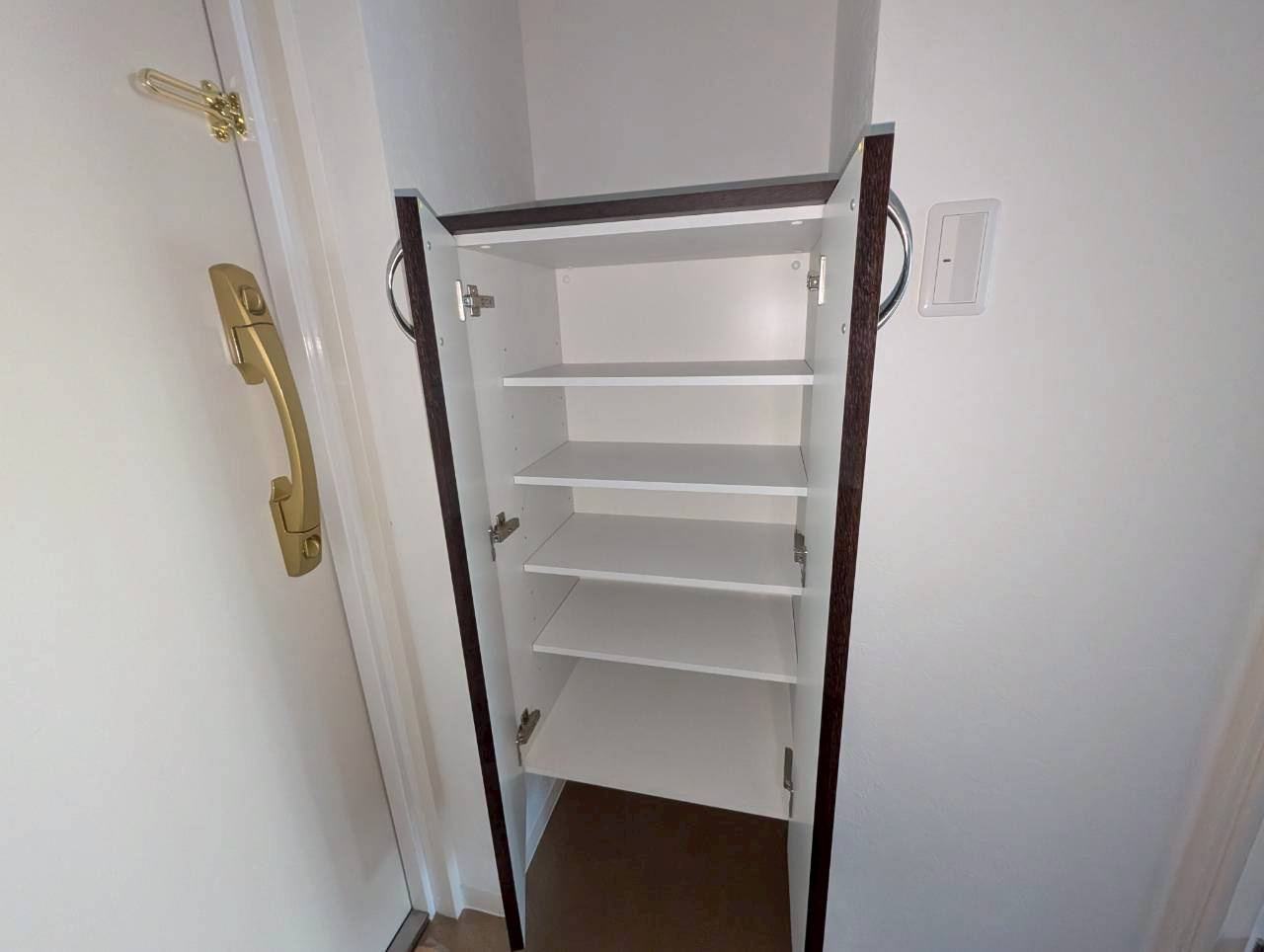 ONLYONE川西藤の木の収納