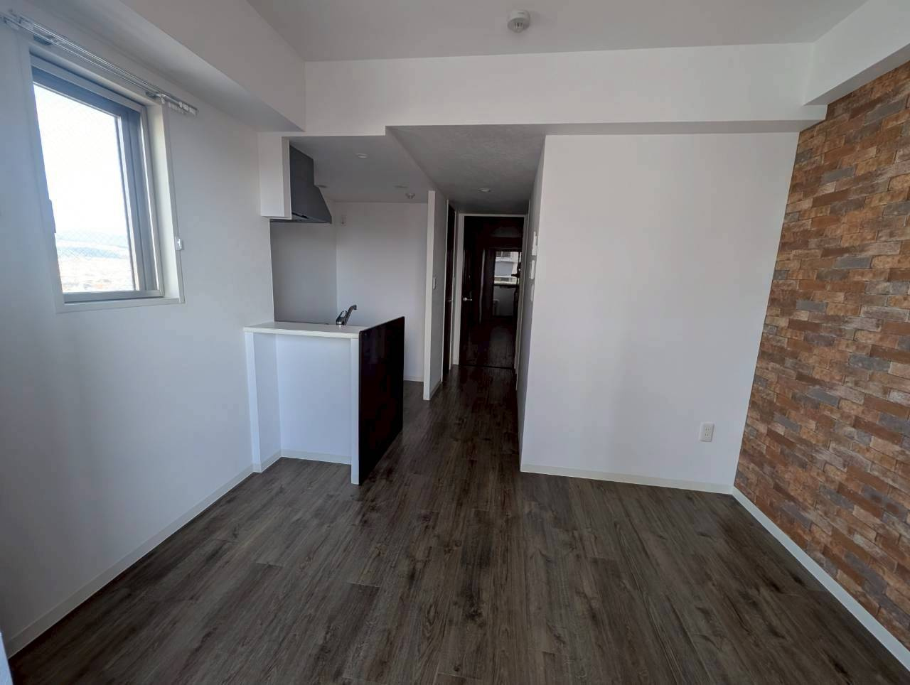 ONLYONE川西藤の木の居間・リビング