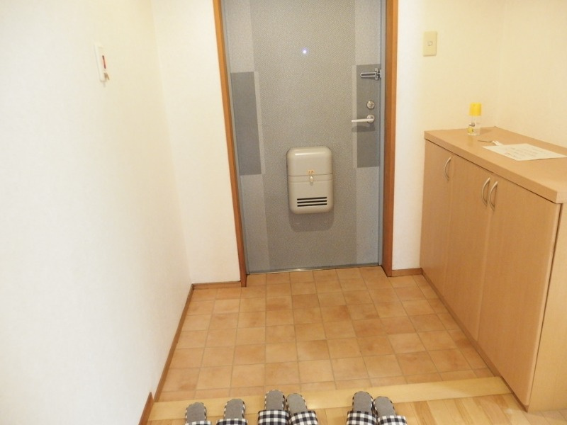 カーサベルジオーノの玄関|別室イメージ