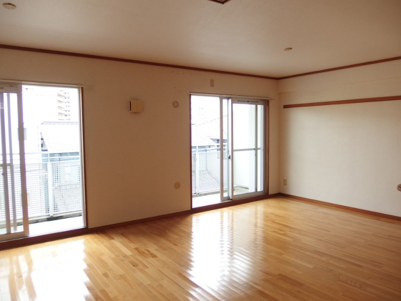 カーサベルジオーノの居間・リビング|別室イメージ