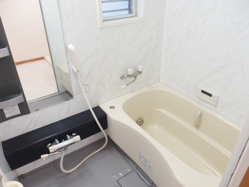 カーサベルジオーノの浴室|別室イメージ