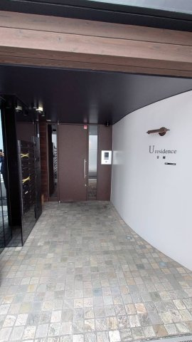 【エントランス】