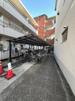 【その他共用部分】 | 大商第一マンション | 敷地内に自転車置き場があります
