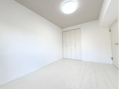 【洋室】 | コーポ下鶴間 | 明るい洋室です