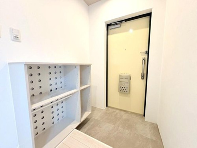 【玄関】 | コーポ下鶴間 | 落ち着いた玄関です