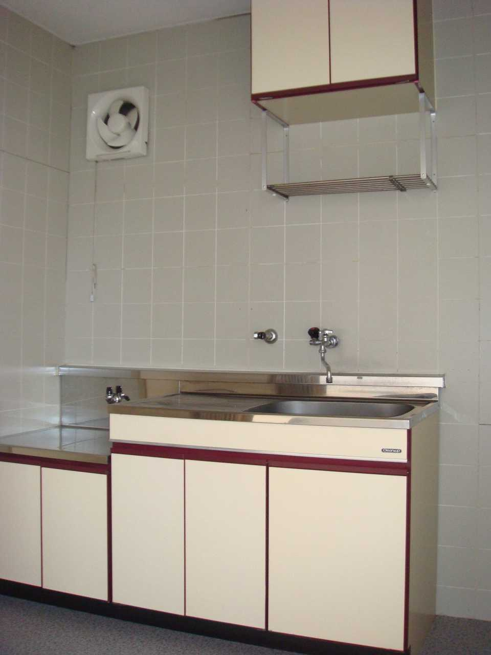 東山1丁目倉庫付事務所のキッチン